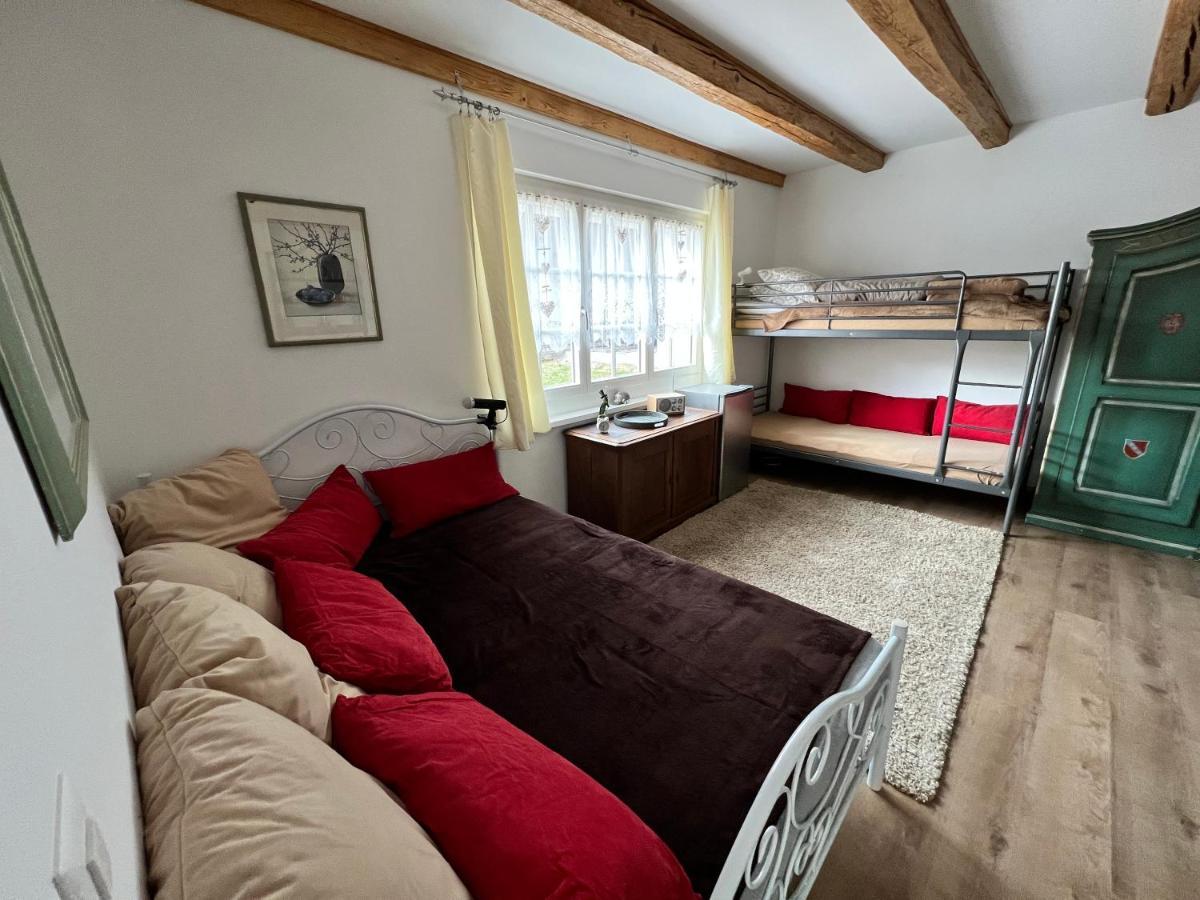 Idyllischer Bauernhof Mit Charme Benken  Eksteriør billede